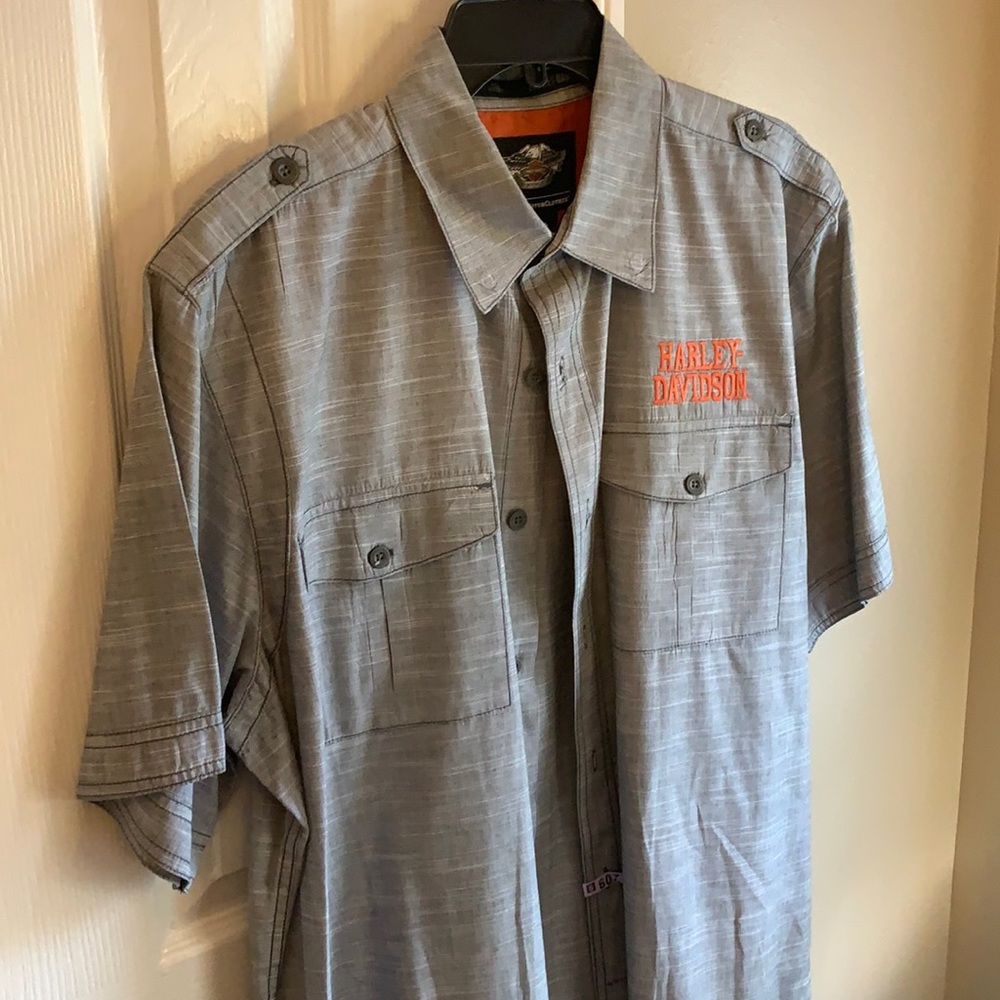 Harley Davidson gray shirt with orange trim . Size XL.